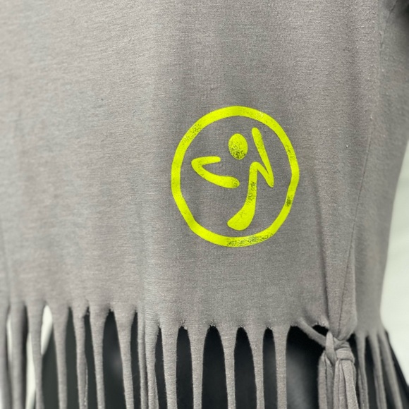 Womens Zumba Fringe Crop Top Shirt Size Medium - Picture 4 of 5